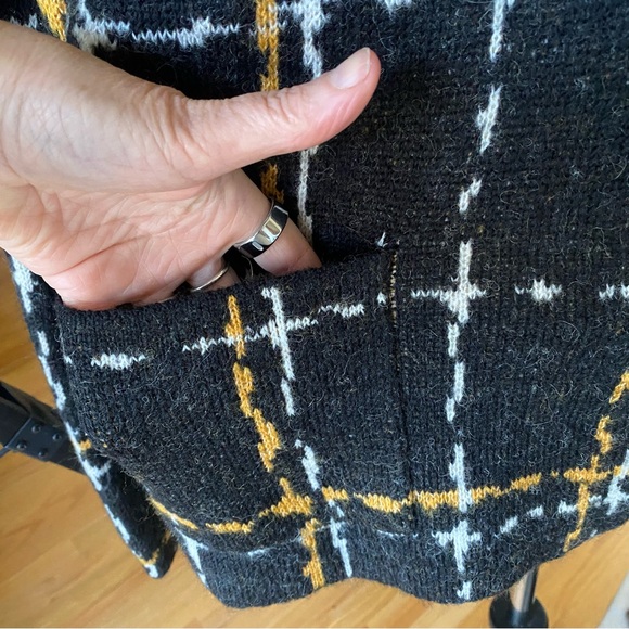 Adrienne Vittadini. Black, Yellow & White  Plaid Jacket / Cardigan. XL FAB ♥️ - Picture 8 of 17